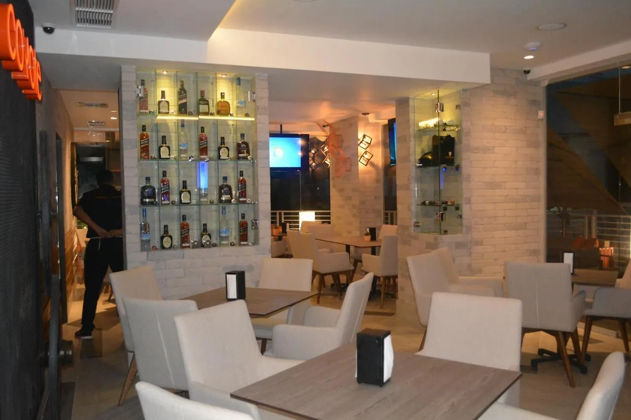 Hotel Ducassi Suites Rooftop Pool - Beach Club And Spa Punta Cana
